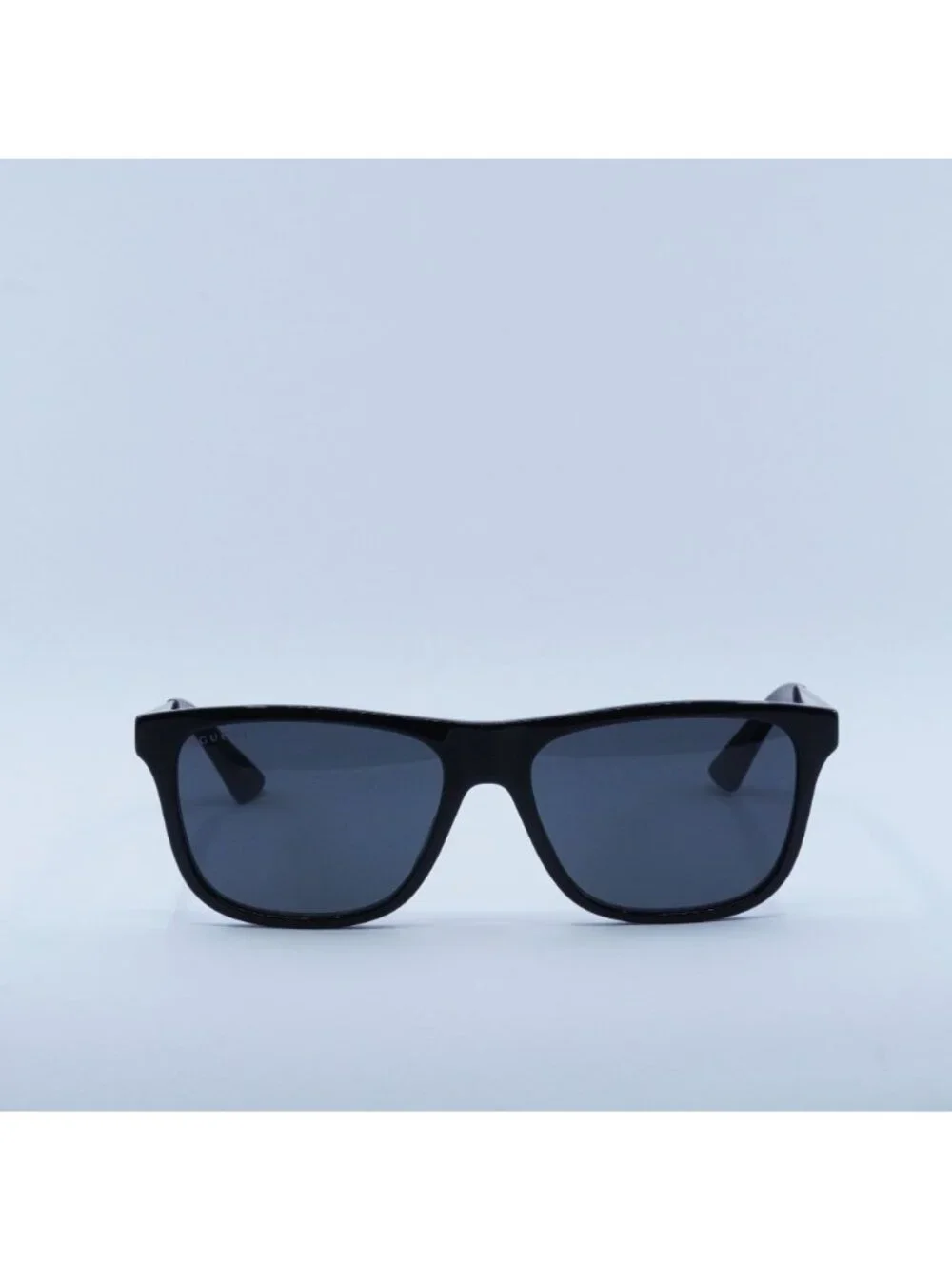 Gucci GG0687S 001 Sunglasses Black Square Frame, Grey Lenses